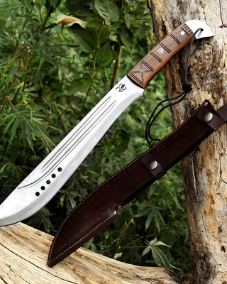 Bowies, Kukri's, Machetes etc.