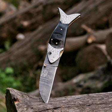 'Zarb' Damascus Folding Knife (Water Buffalo Horn Handle)