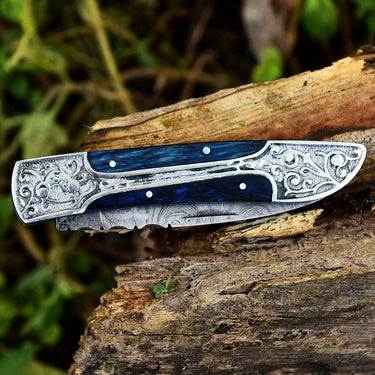 Folding Knife (Blue Rosewood Handle)